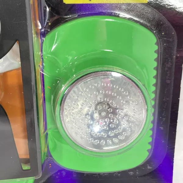 2017 Fun World Pumpkin Pro Carve A Scene Pumpkin Kit