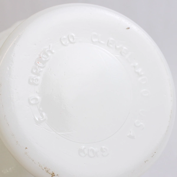 Vintage E.O. Brody Co. White Milk Glass Vase G109