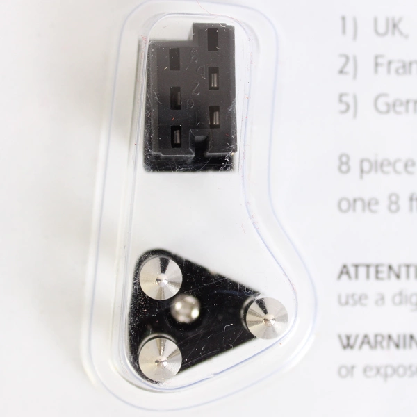 Optimum Global Phone Adapter Kit 8 Pc Set 7 Adapters 8 Foot Retractable Cord NIP