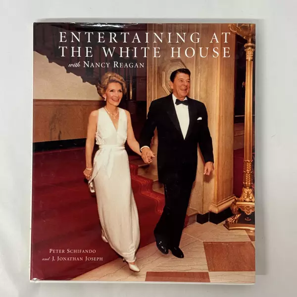 Entertaining at the White House with Nancy Reagan 2007 Hardcover