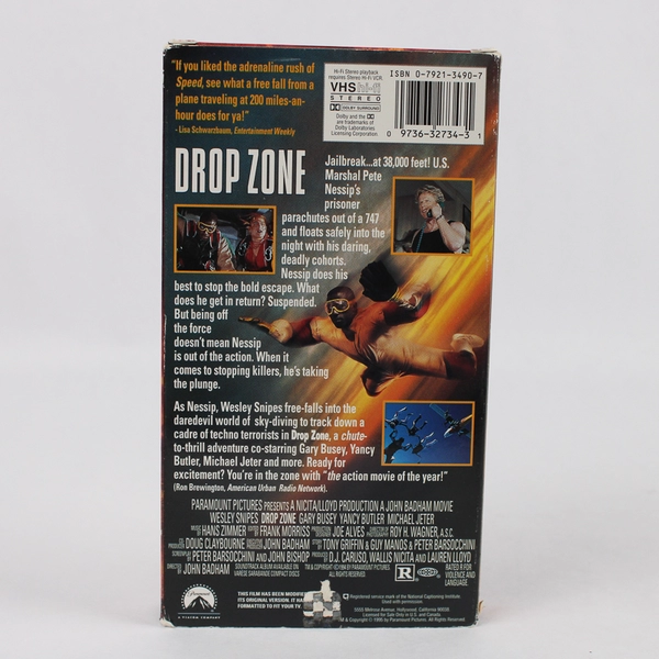 Drop Zone Wesley Snipes Gary Busey Paramount VHS 1994