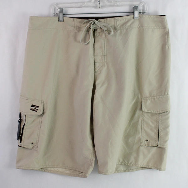 Hawaiian Performance Surf Wear Men's Cargo Bermuda Shorts Beige Size 40