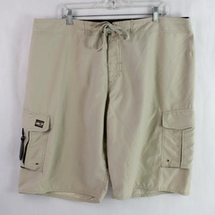 Hawaiian Performance Surf Wear Men's Cargo Bermuda Shorts Beige Size 40