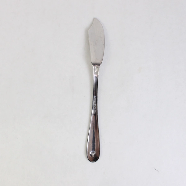 Pfaltzgraff Sonya Flat Handle Master Butter Knife Stainless Flatware 18/8 7 3/8"