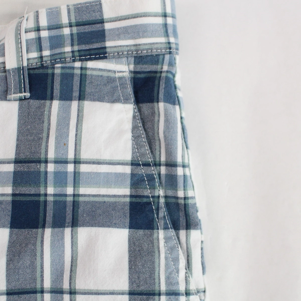 Dockers Men's Blue White Plaid Cotton Shorts Size 30x9 Good Condition