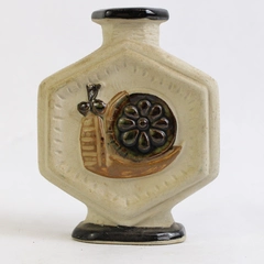 Vintage Takahashi Stoneware Embossed Snail Bud Vase A592 Japan 3.75 Inch