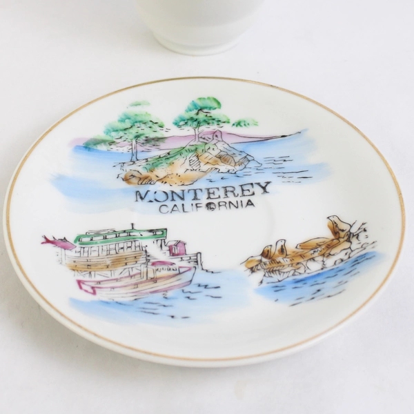 2 PC Set Monterey California Souvenir Teacup and Saucer