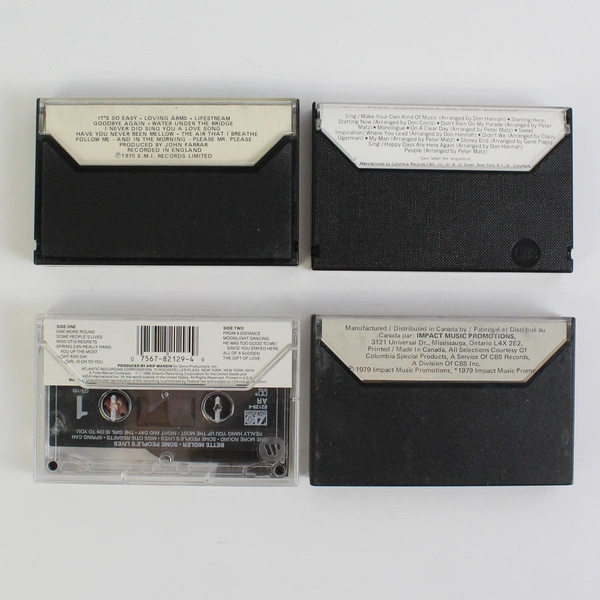 Lot of 4 Cassette Tapes Female Vocalist Powerhouses, Bette Barbra Dionne Olivia