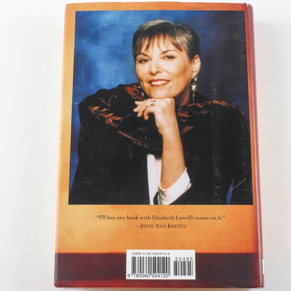 Die in Plain Sight by Elizabeth Lowell 2003 First Edition Hardcover Book