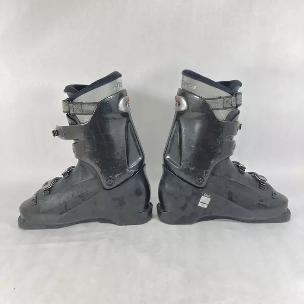 Black Nordica GP Overlap Ski Boots 26.0-26.5 With Yellow Allsop Boot Stand