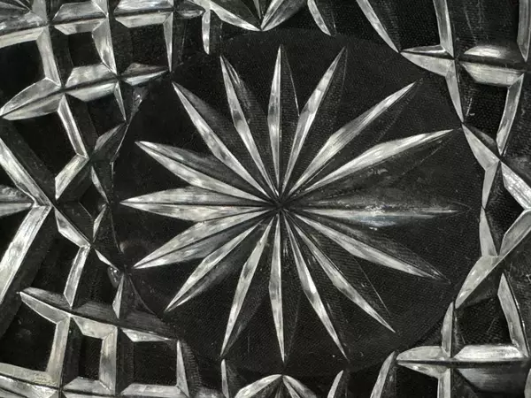 Vintage Crystal Basket with Criss Cross Star Pattern 6.25" Decorative Piece