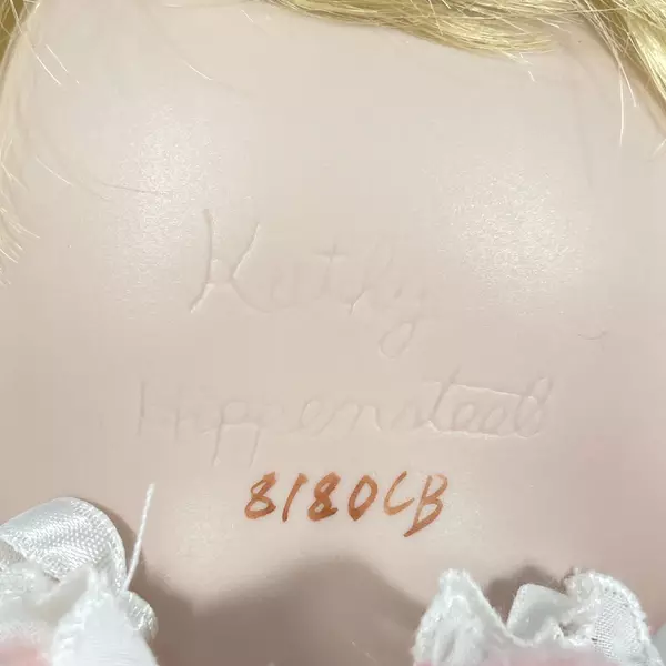 1989 Ashton Drake Baby Book Treasures First Issue Elizabeth's Homecoming