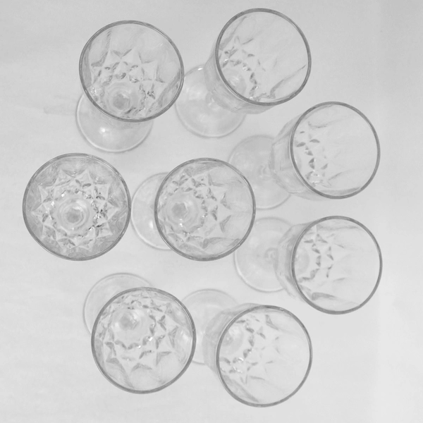 Set of 8 Unbranded Sherry Wine Glasses Short Stemmed 7.25" Tall