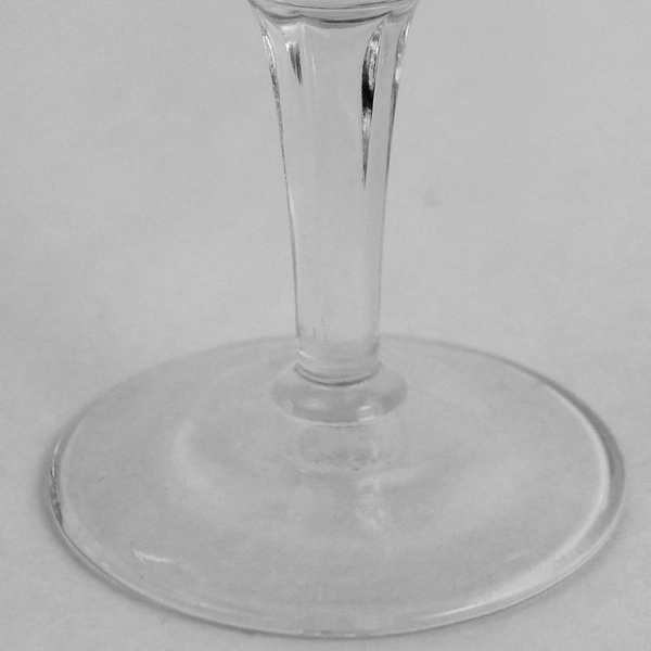 Set of 8 Unbranded Sherry Wine Glasses Short Stemmed 7.25" Tall
