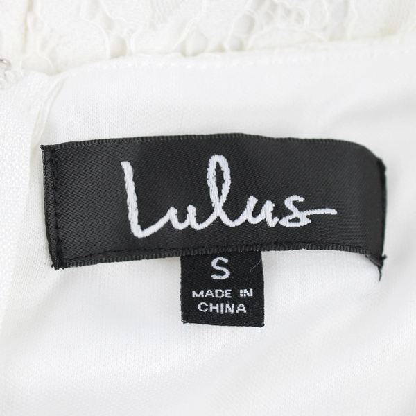 Lulus Long White Floral Lace Plunge Neckline Sleeveless Dress Women's Size Small