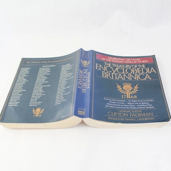 The Treasury of the Encyclopedia Britannica by Clifton Fadiman 1992 PB