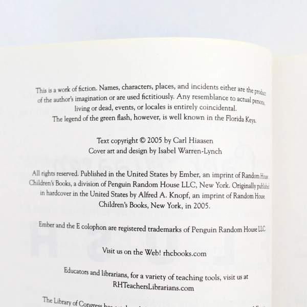 Flush by Carl Hiaasen 2007 Trade Paperback - Very Good Condition