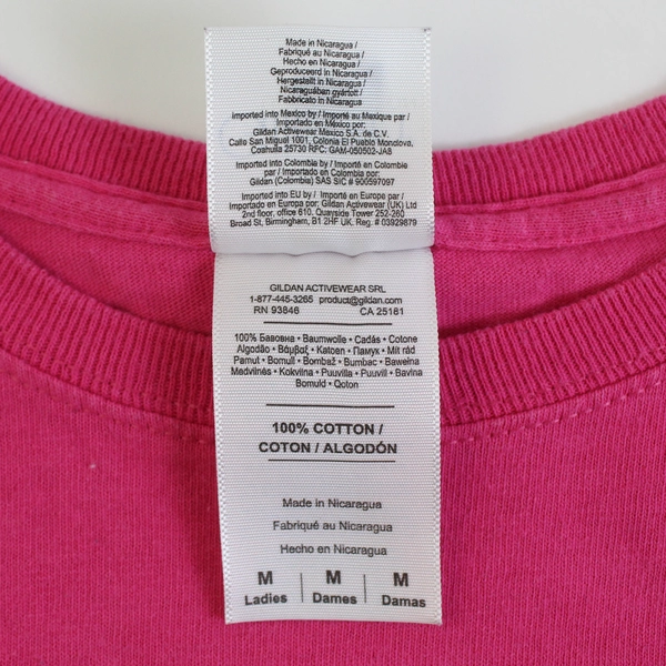 Gildan Ultra Cotton Love Chicken Pink Graphic T-Shirt Women's Size Medium