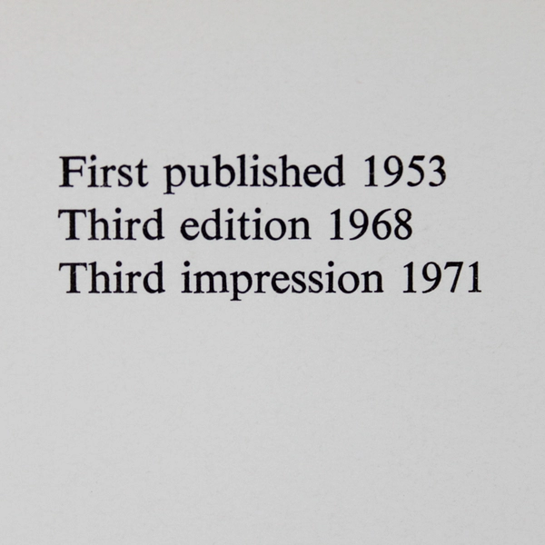 The Crown Jewels Department of the Environment Official Guide 1971 Paperback