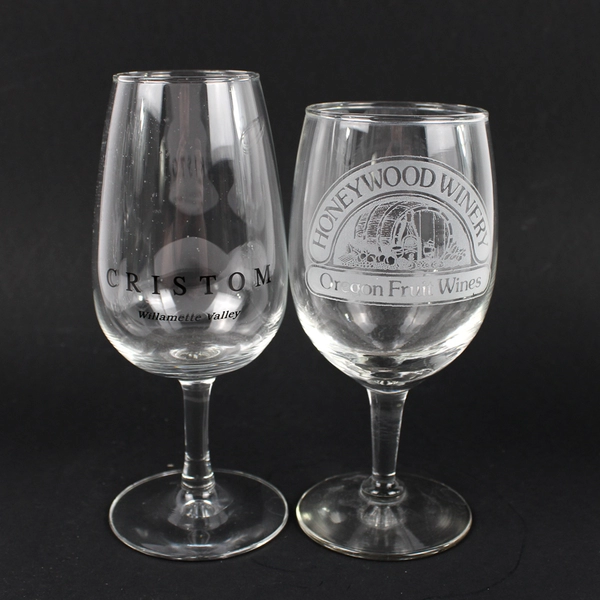 Lot of 5 Oregon Clear Wine Glasses Naked Winery Raptor Ridge Honeywood Etc.