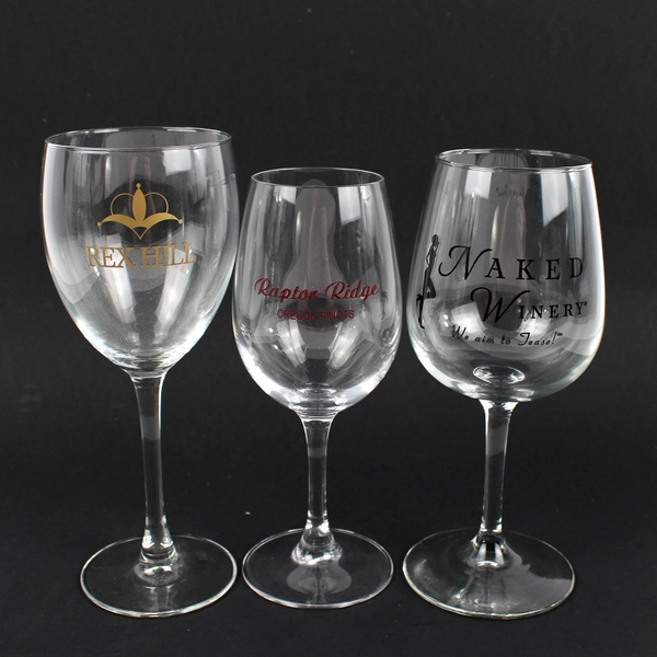 Lot of 5 Oregon Clear Wine Glasses Naked Winery Raptor Ridge Honeywood Etc.