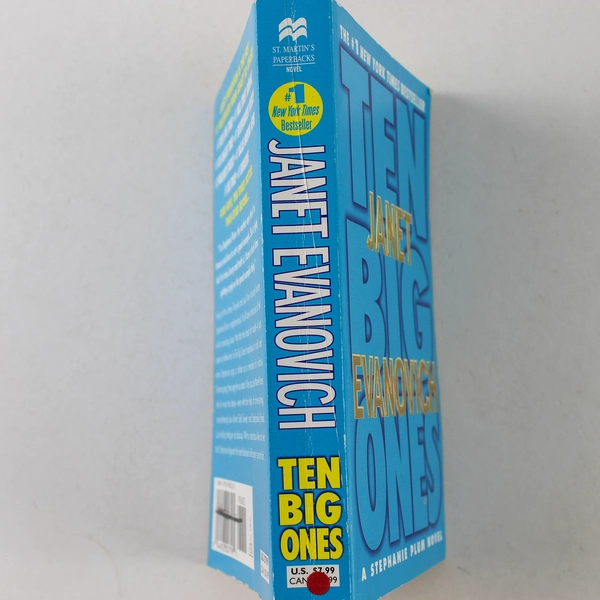 Ten Big Ones by Janet Evanovich 2005 Paperback - Good Condition 