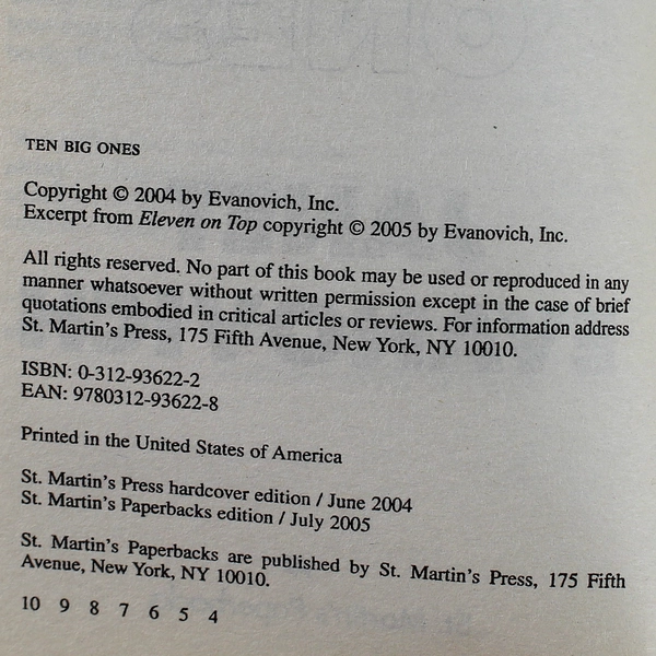 Ten Big Ones by Janet Evanovich 2005 Paperback - Good Condition 