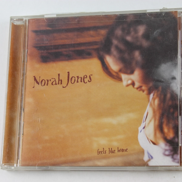 Norah Jones "Feels Like Home" CD 2004 Blue Note Records - Good Condition