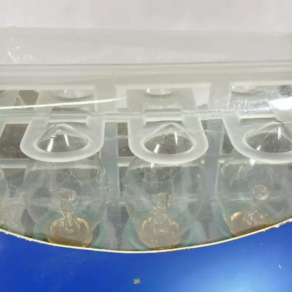 2 Boxes Of Sienna Color of Christmas 25 C7 Indoor Outdoor Light Strings Work