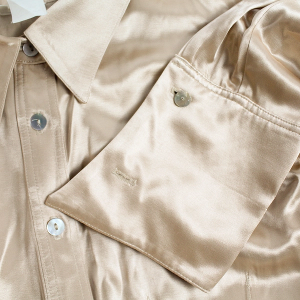 Moda Int'l Beige Long-Sleeved Button-Up Shirt Women's Size Large