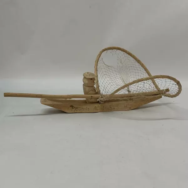 Vintage 1968 Janitzio Pátzcuaro Mexico Hand Carved Folk Art Fisherman Figurine