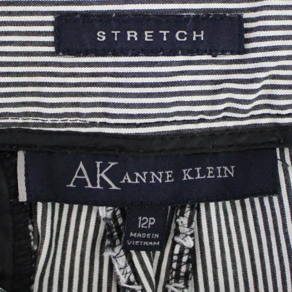 Anne Klein Women's 12P Black White Striped Stretch Cropped Pants