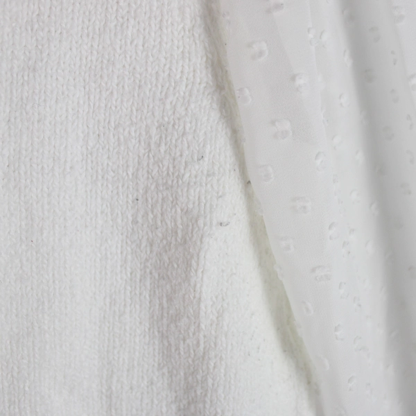 Bass Women's Large White Sheer Sleeve Knit Top - Pre-Owned with Pilling