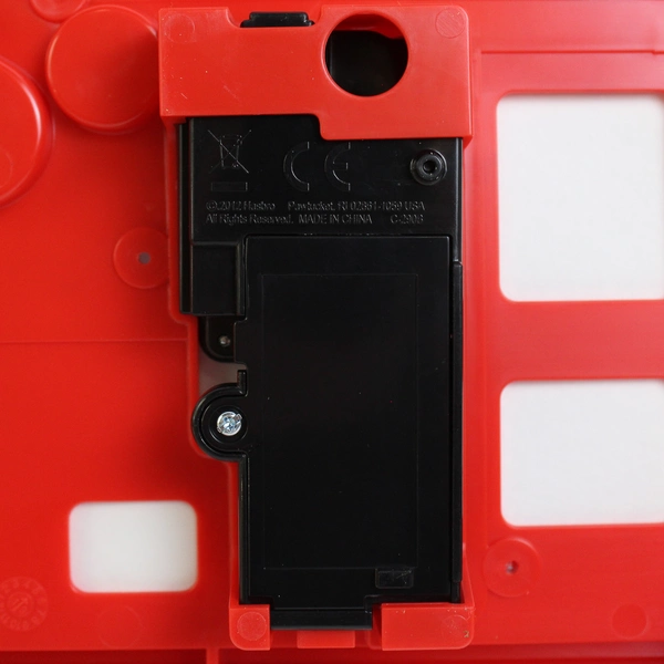 Hasbro Operation Electronic Board Game with Doctor Cards and Ailments, Ages 6+