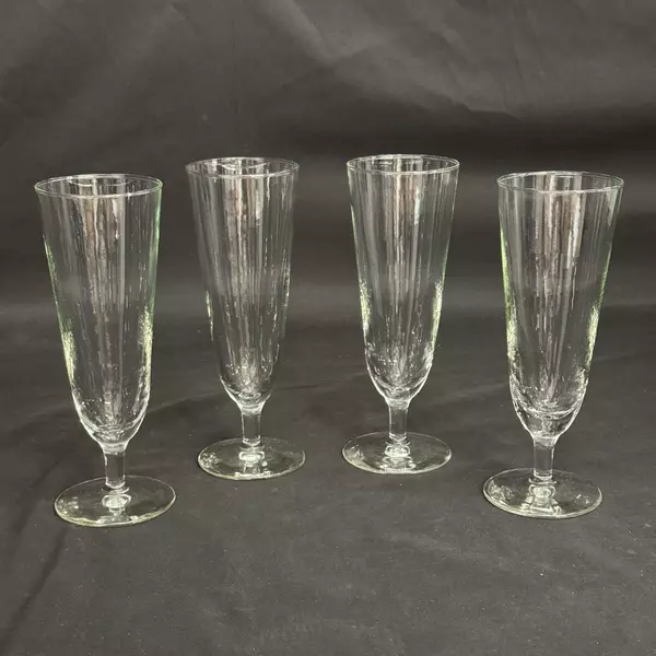 Set Of 4 Clear Glass Beer Glasses 8.25 Inch