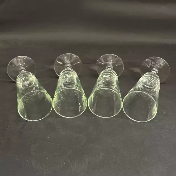 Set Of 4 Clear Glass Beer Glasses 8.25 Inch