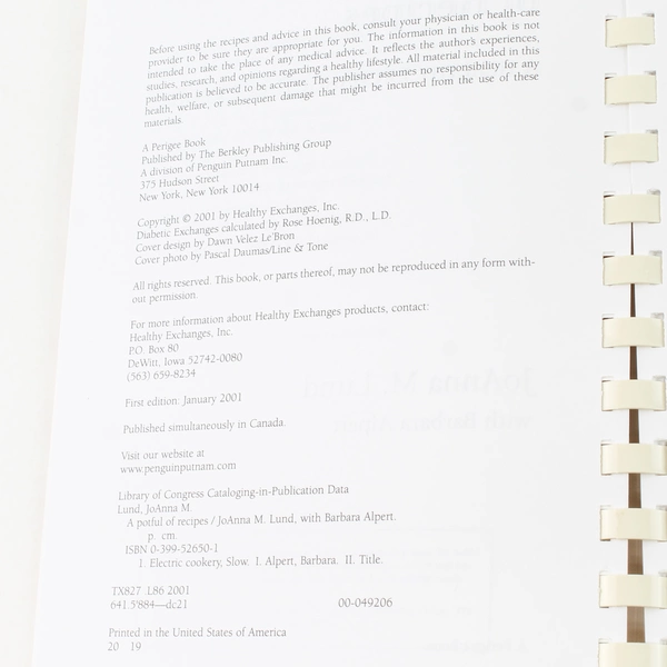 A Potful of Recipes by JoAnna M. Lund & Barbara Alpert 2001 Cookbook