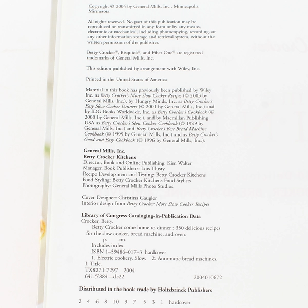 Betty Crocker Come Home to Dinner Cookbook 2004 Slow Cooker Recipes HC 