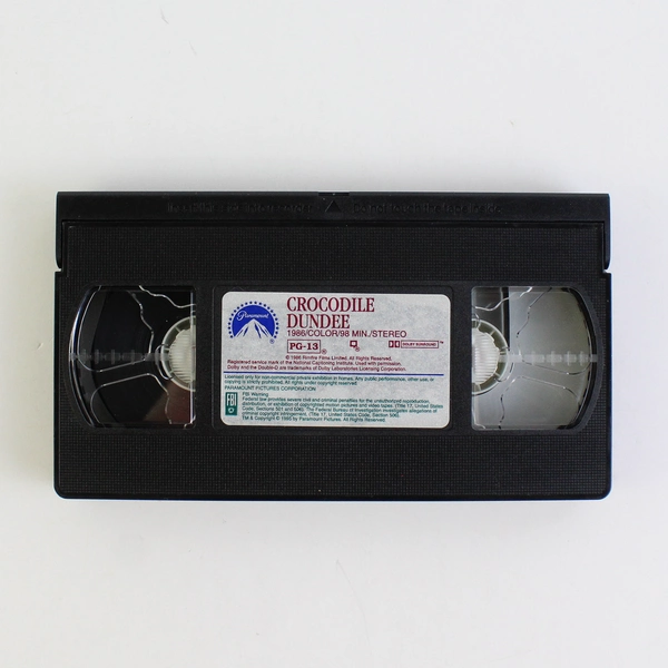 Crocodile Dundee VHS Tape 1991 Paul Hogan Movie