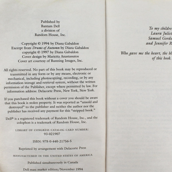 Voyager by Diana Gabaldon - Outlander Series Book 3 - 2002 Paperback
