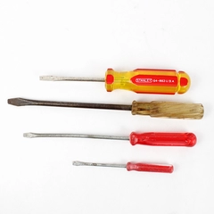 Lot of 4 Flat Head Screwdrivers 4.4 to 10 MM Width