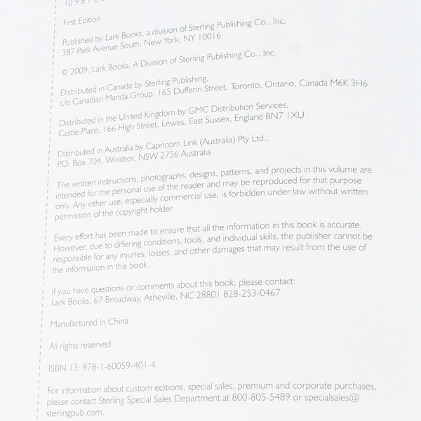 Pretty Little Presents Crafting Book by Lark Books 2009 - Gift Ideas & Projects