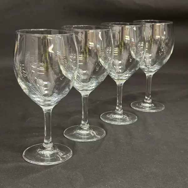 Set of 4 Clear Crystal Red Wine Glasses 7 Inch