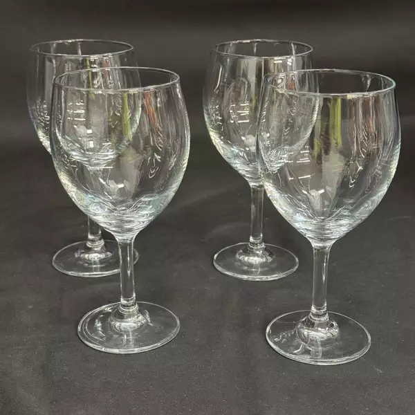 Set of 4 Clear Crystal Red Wine Glasses 7 Inch