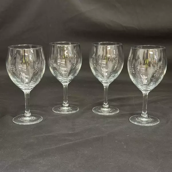 Set of 4 Clear Crystal Red Wine Glasses 7 Inch