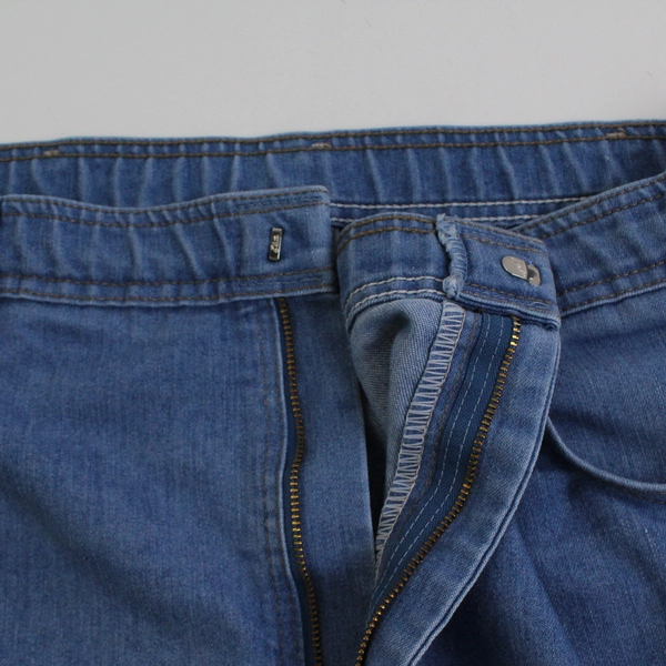 Wrangler Men's Jeans 42 x 30 Flex Fit Waist Cotton Stretch Blend