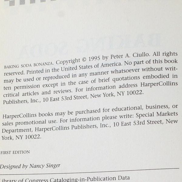 Baking Soda Bonanza by Peter A. Ciullo 1995 Paperback - Household Uses Guide