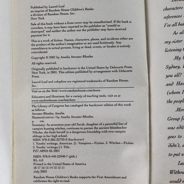 Shattered Mirror by Amelia Atwater-Rhodes 2001 Paperback - Good Condition