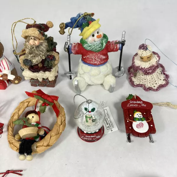 Lot of 15 Assorted Christmas Ornaments Pre-Owned Holiday Decor