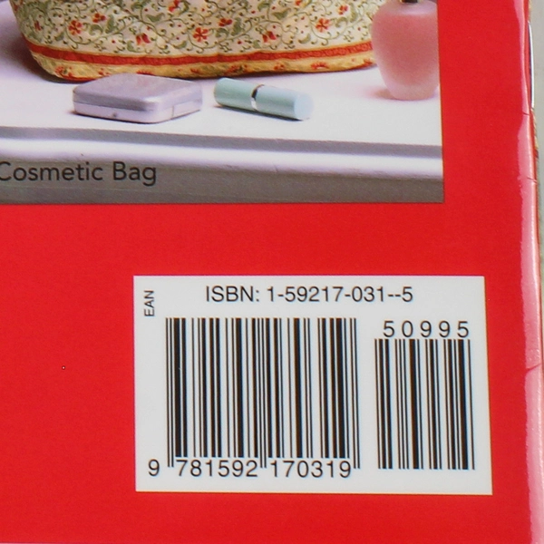 Travel Totes & Bags by Jerry Shaw 2004 Paperback Quilting Book - Good Condition